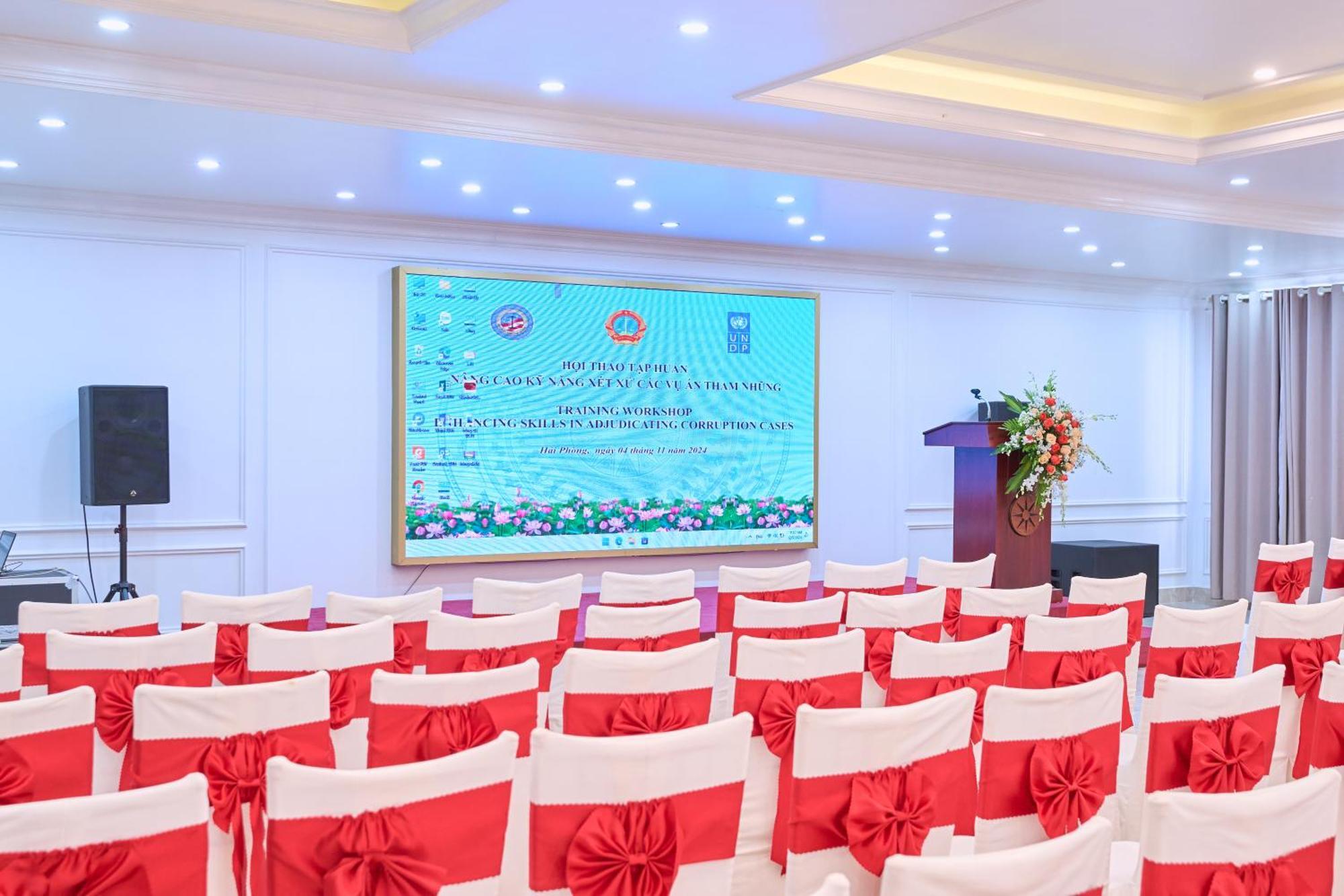 Le Haute Hotel Hai Phong Exterior photo