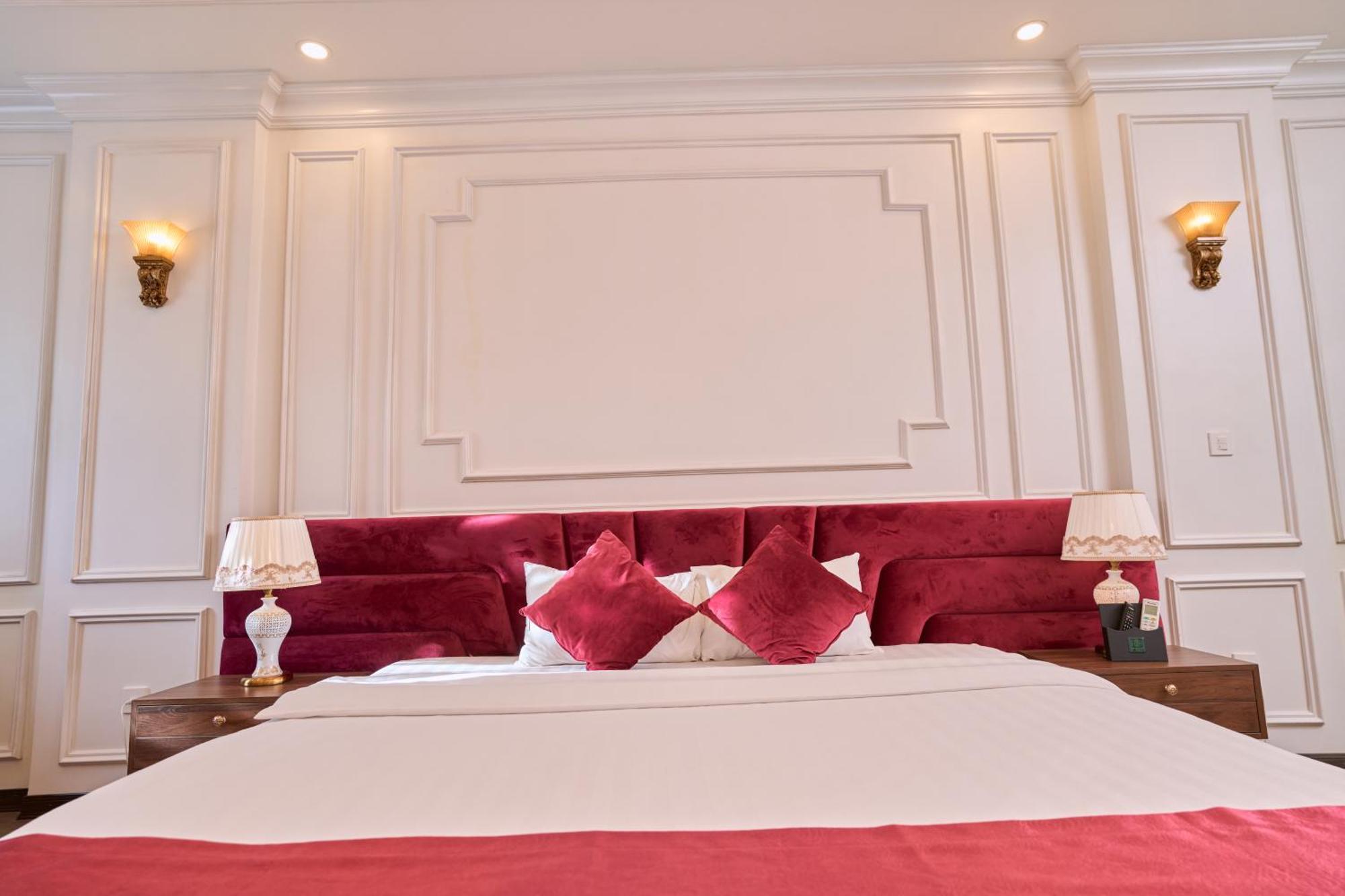 Le Haute Hotel Hai Phong Exterior photo