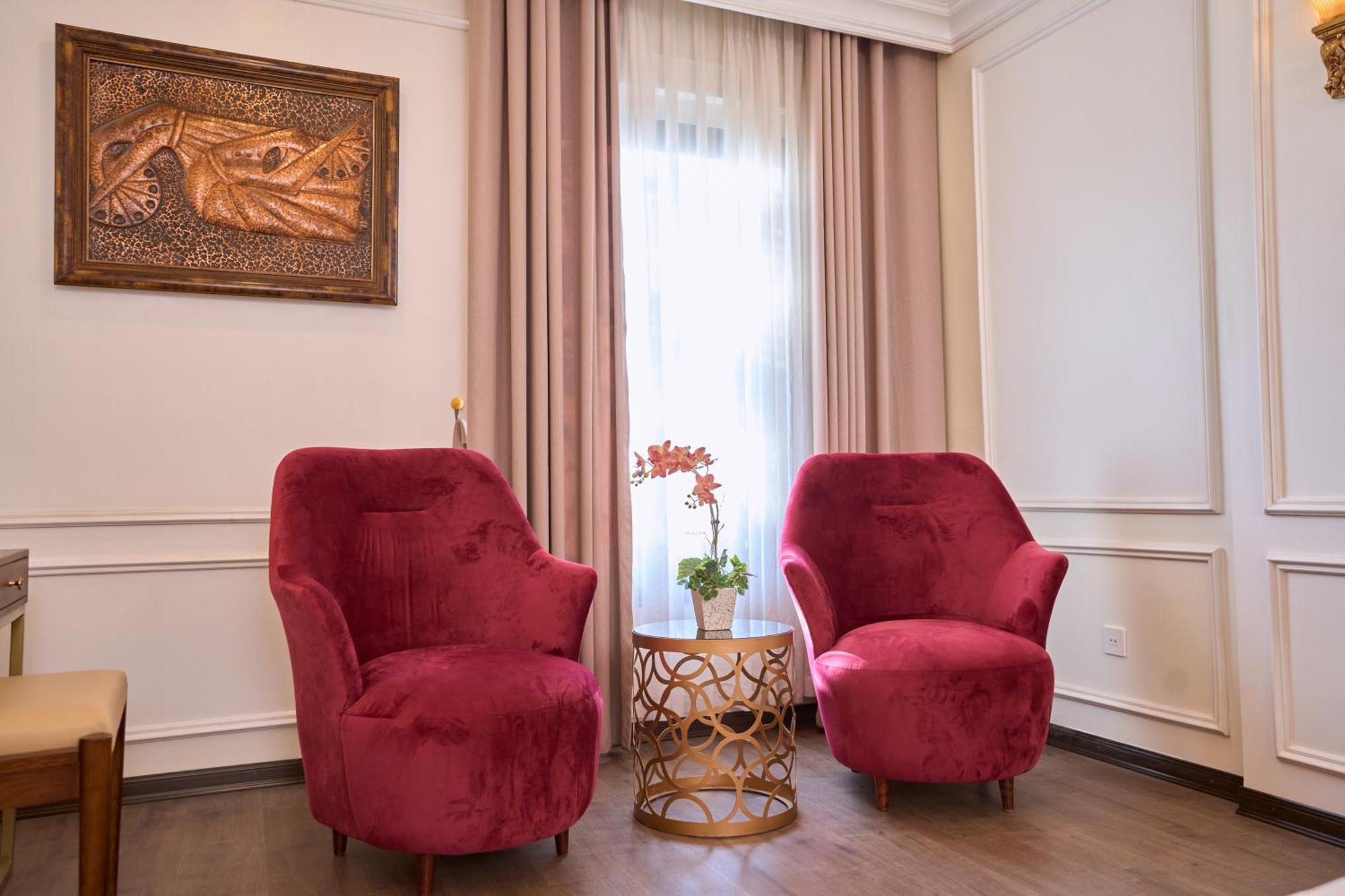 Le Haute Hotel Hai Phong Exterior photo